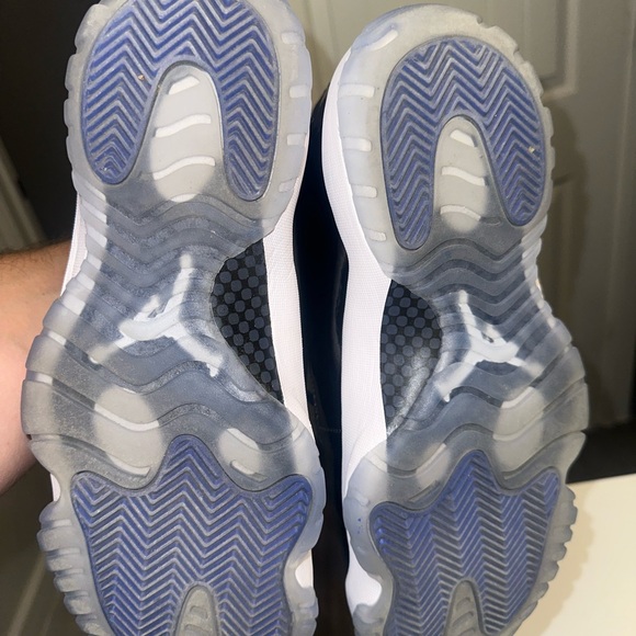 Jordan 11 “SpaceJam” - Picture 4 of 6